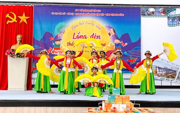 TRĂNG RẰM YÊU THƯƠNG - KẾT NỐI TRÁI TIM