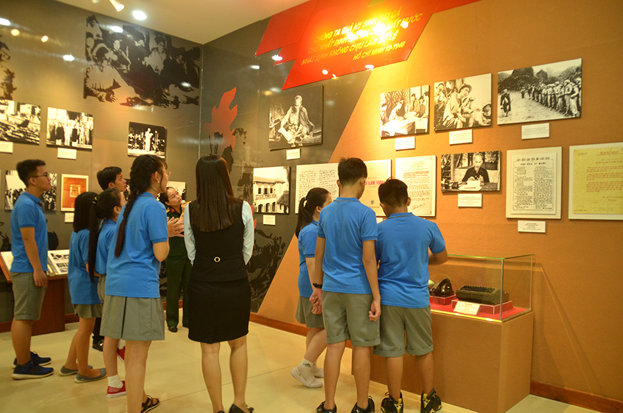 Experiential learning: History